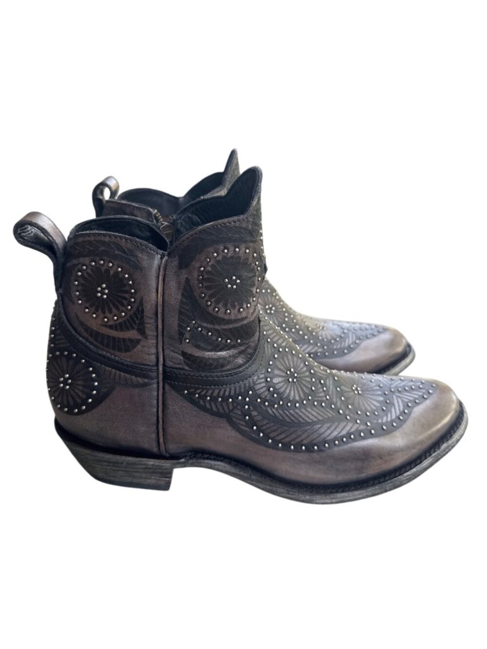Old Gringo Women's 11B Distressed Silver Studded Floral Leather Western Boots